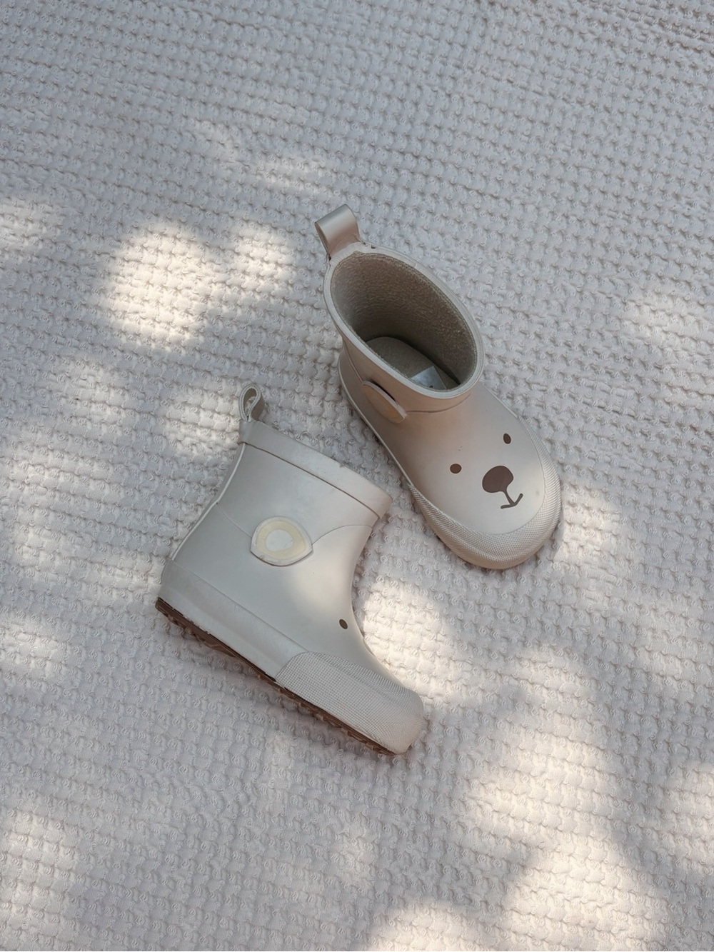 H&M 4-5c Beige Bear Rain Boots